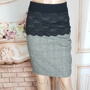 ❤ Zara pencil skirt size S ❤